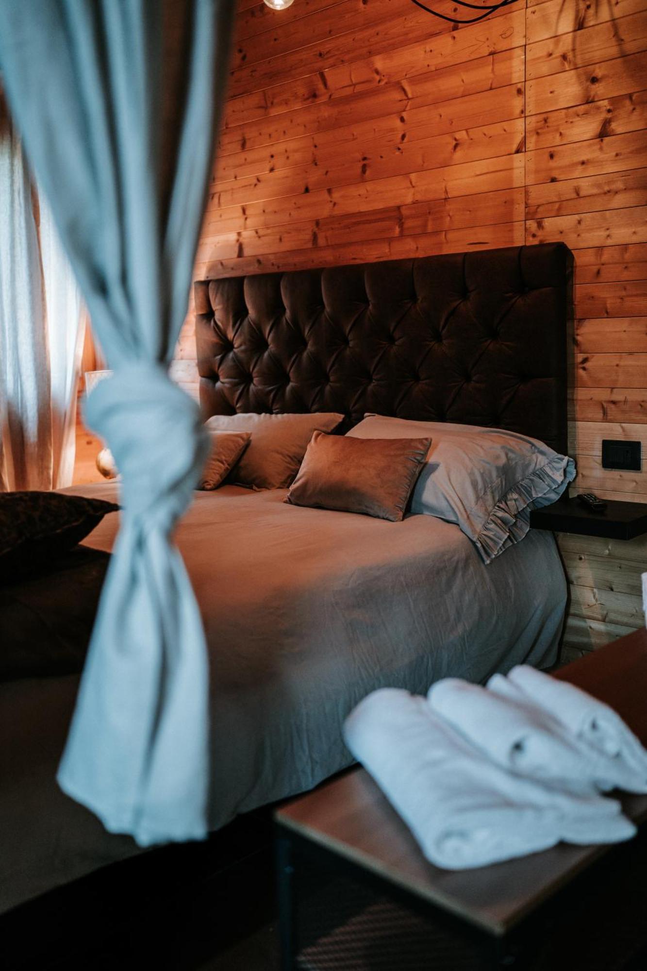 L'Anfora Country Club Bed and Breakfast Basciano Buitenkant foto